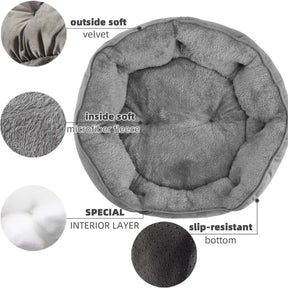 Features of the pet bed: soft velvet exterior, soft microfiber fleece interior, special interior layer, and a slip-resistant bottom.